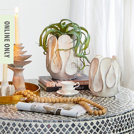 Outsidings Tay Cement Wavy Planter