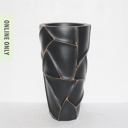 Design Republique Demi Cracked Planter 