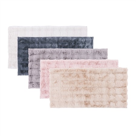 Design Republique Corinne Faux Fur Runner 