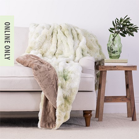 Design Republique Elys Soft Green Faux Fur Blanket In A Bag 