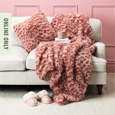 Marlo Mia Blanket & Cushion Pack Pink